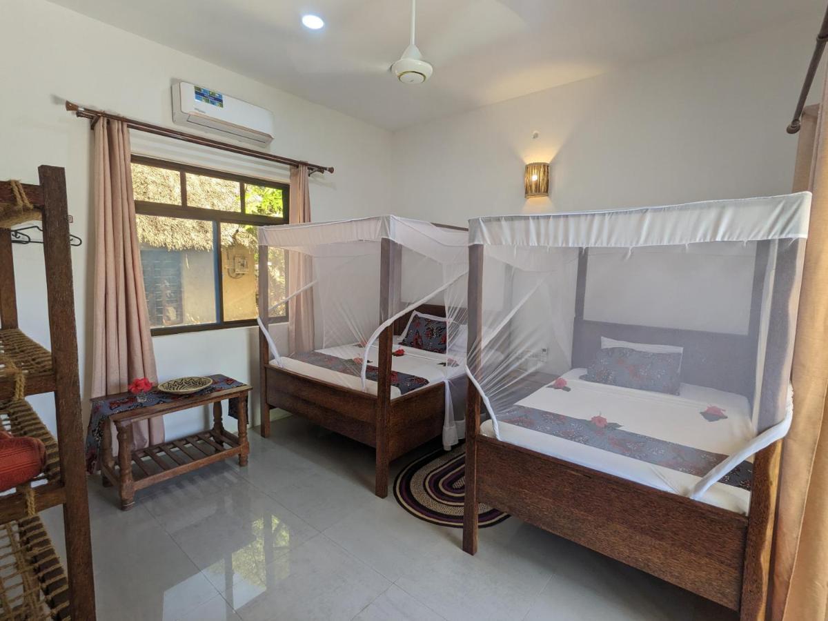 Mkadi Beach House Hotel Nungwi Exterior foto