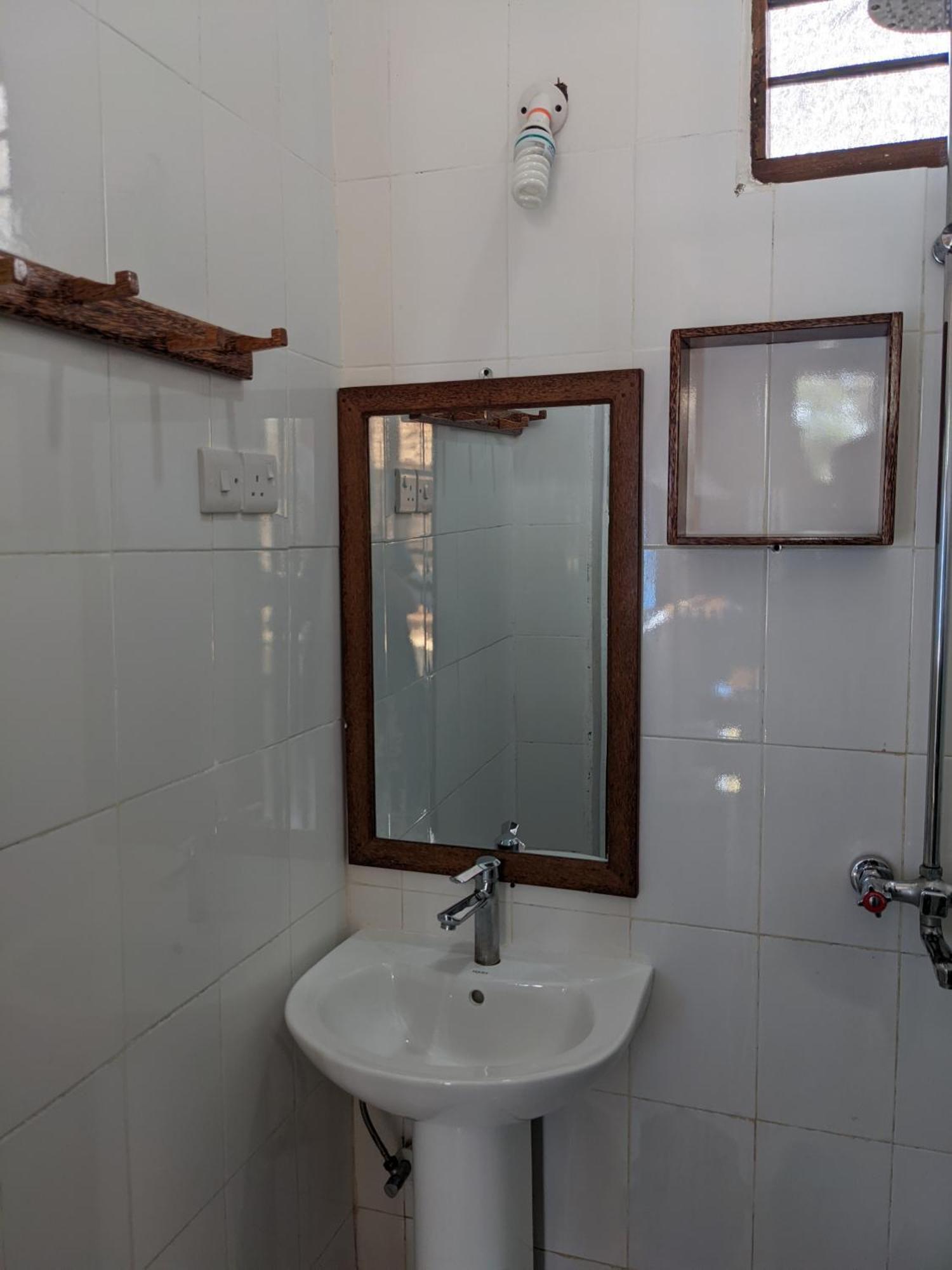 Mkadi Beach House Hotel Nungwi Cameră foto